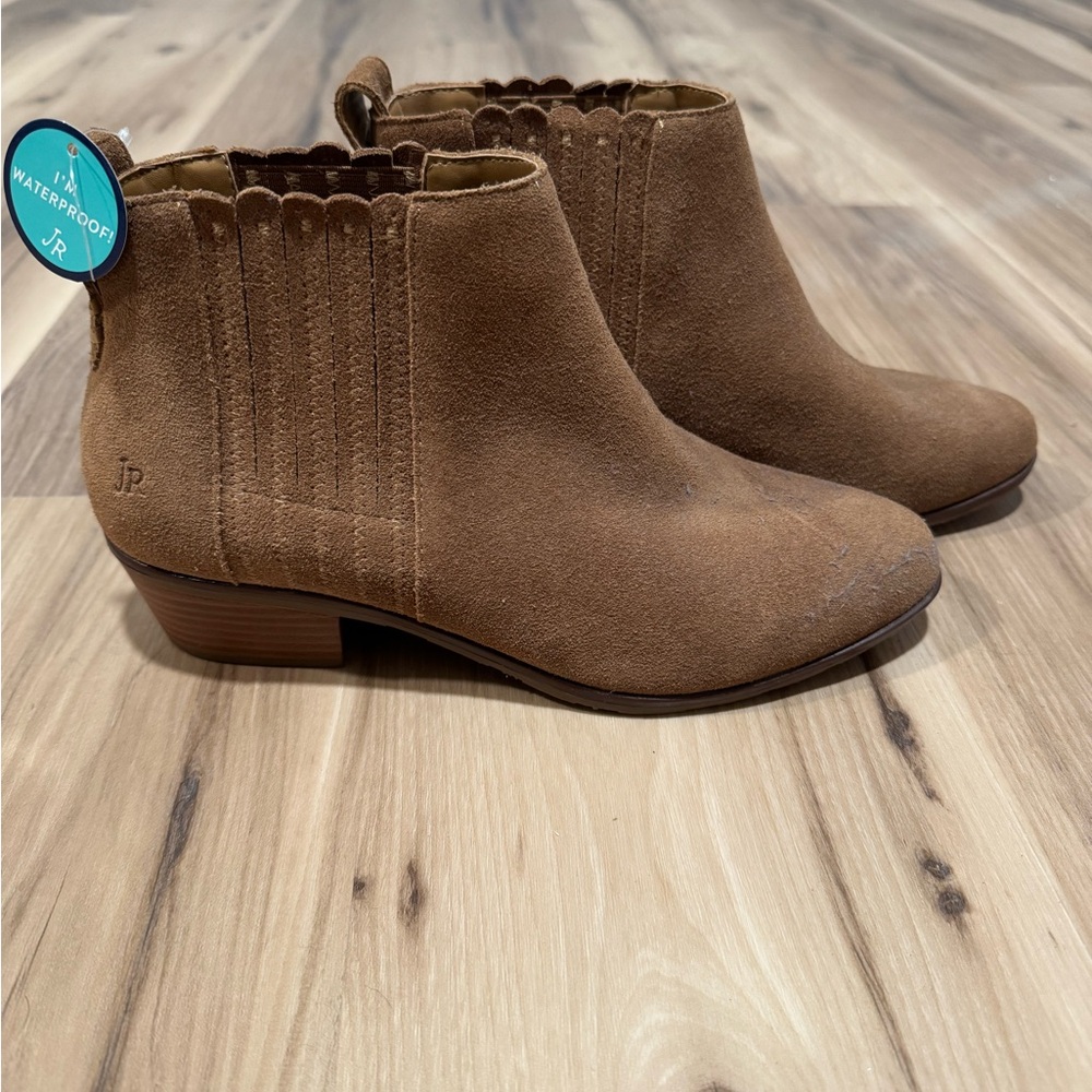 NWT Jack Rogers booties. Size 8